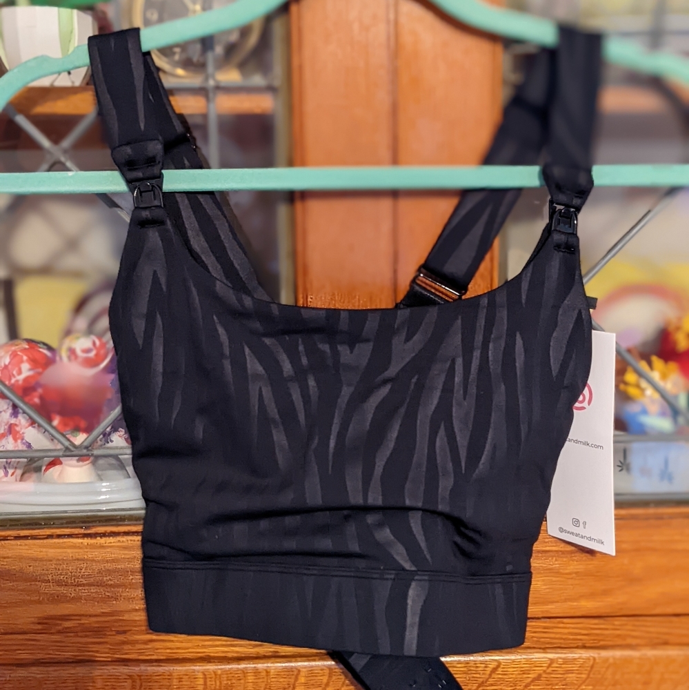 sweat & milk bra